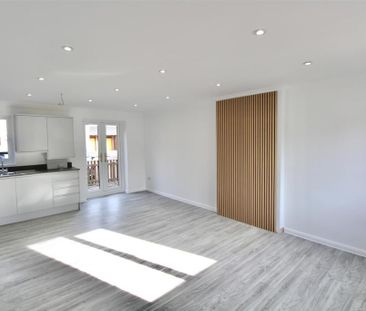 2 bedroom apartment to rent - Photo 6