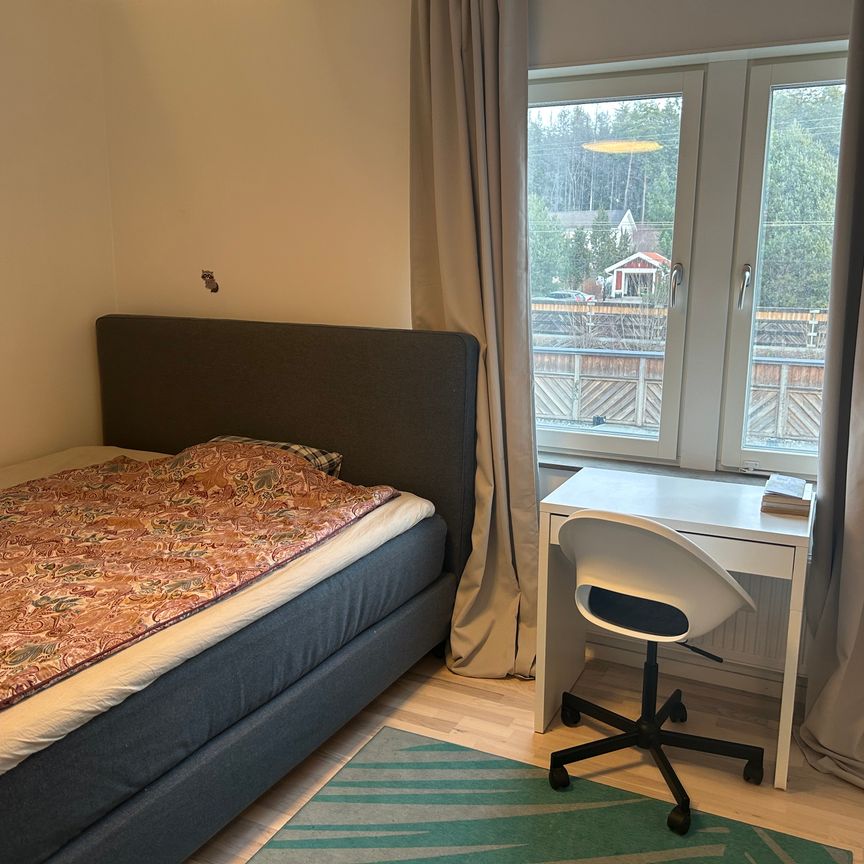 Herrgårdsgatan, Bålsta - Photo 1