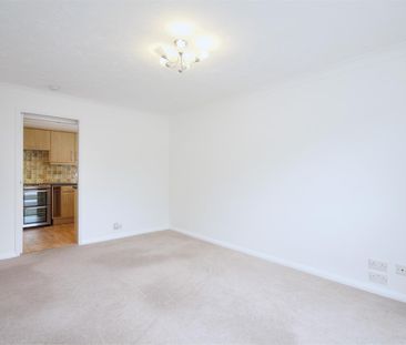 Rent Oakbrook Court, Fulwood Road, Fulwood, S10 £750pcm - Photo 3