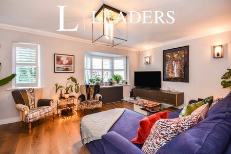 4 bedroom terraced house to rent - Photo 2