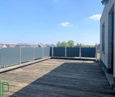 Dakappartement met 2 slaapkamers en een ruim terras gelegen nabij het centrum van Geel - Foto 3