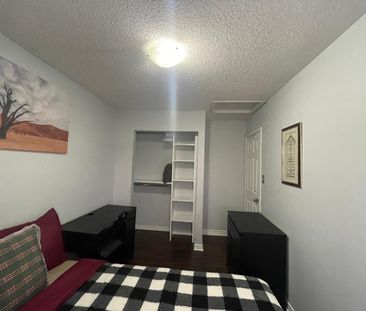 For Lease - 54 Carrie Crescent Unit# Room, Brampton, Ontario - Photo 1