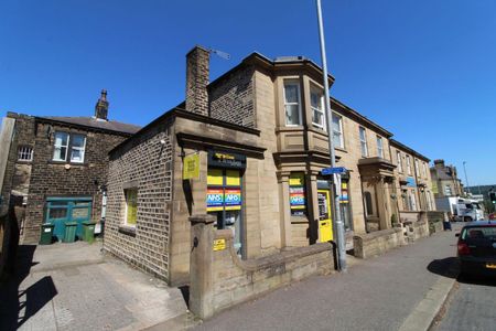 Trinity Street, Huddersfield, HD1 4DT - Photo 2
