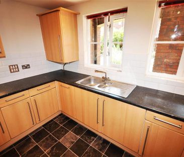 2 bedroom flat to rent - Photo 6