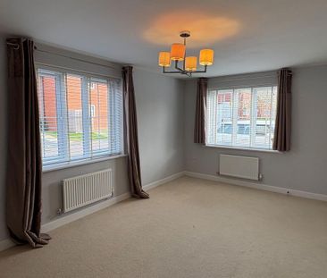 3 bedroom semi-detached house to rent - Photo 3