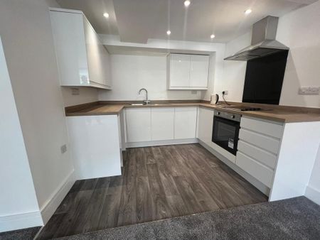 2 bedroom apartment to rent - Photo 2