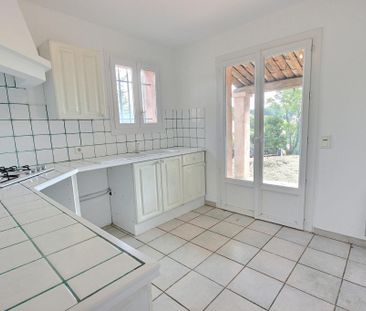 Location / Villa - Photo 4