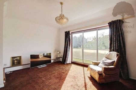 Hythe End Road, Wraysbury, Staines-upon-thames, TW19 - Photo 2