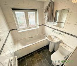 3 BEDROOM House - End Town House - Photo 4