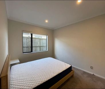 Charming 2BR Unit - Flat Bush, Auckland - Photo 2
