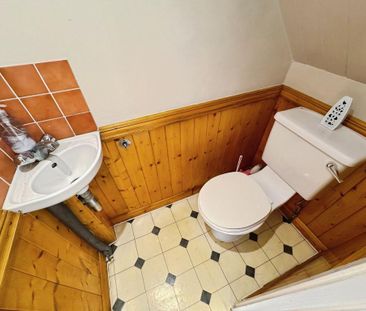 3 bedroom terraced house to rent - Photo 6