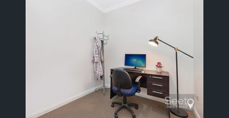 Spacious and Modern 3-Bedroom Apartment with Study, Exceptional Amenities – Conveniently Located Near Everything You Need - Photo 2