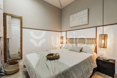 4 room luxury Flat for rent in Barcelona, Spain - Photo 2