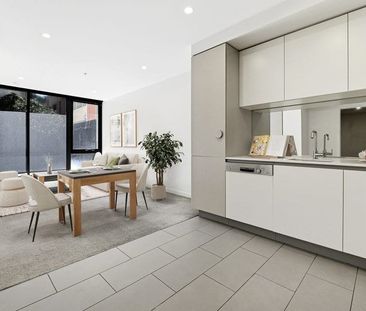 Modern Ground-Floor Living in the Heart of Box Hill - Photo 3