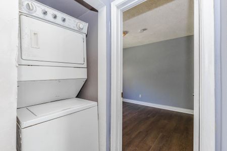 For Lease - 57 Glen Agar Drive Unit# (Upper Portion), Toronto, Ontario - Photo 2