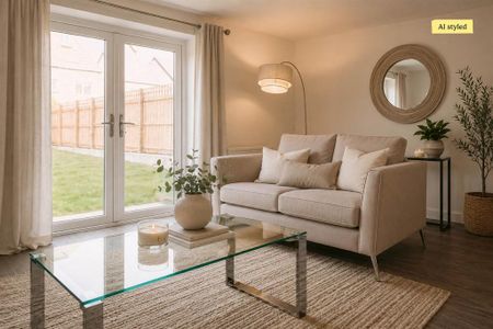 4 bedroom semi-detached house to rent - Photo 2
