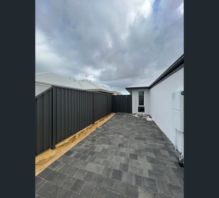 9A Glimmer Road, Eglinton, WA 6034 - Photo 1