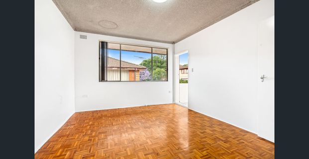 Renovated Two Bedroom Unit - Photo 1