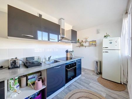 Location Appartement 3 pièces Meublé 57m² AJACCIO 20090 - Photo 5