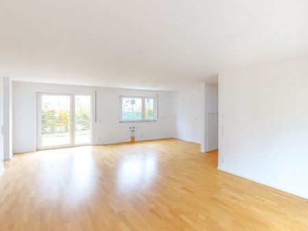 Familienfreundliche 4-Zimmer Wohnung mit Loggia - Photo 4