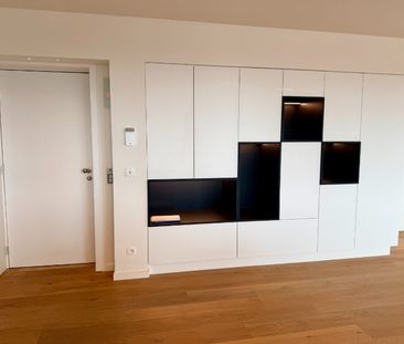 PENTHOUSE SERVICEFLAT MET 3 SLPK, 2 BADK, 2 TERRASSEN - Photo 5