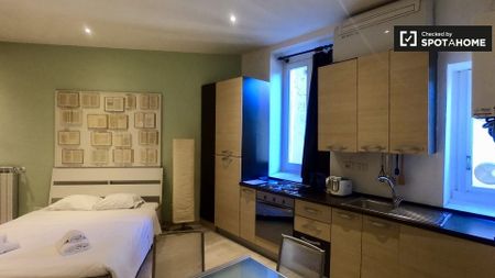 Via Corsico, Milan, Lombardy 20144 - Photo 2