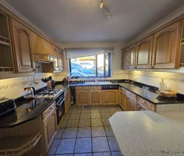 3 bedroom property to rent in Dewsbury - Photo 3