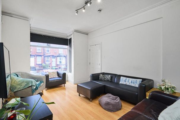 5 bedroom house to rent - Photo 1