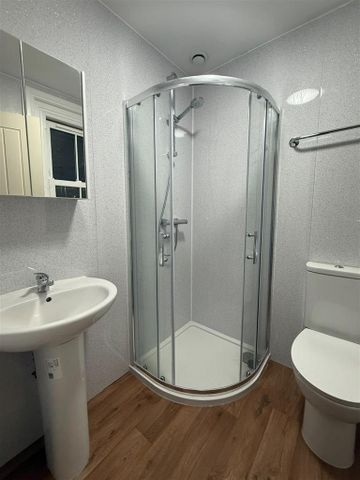 7 bedroom house share to rent - Photo 4