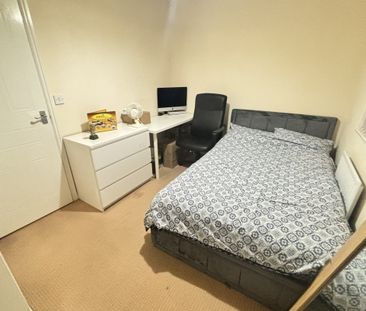 Follager Road, RUGBY - Photo 4