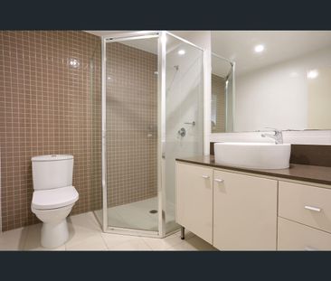 527/1 - 3 Aqua Street, Southport, Qld 4215 - Photo 2