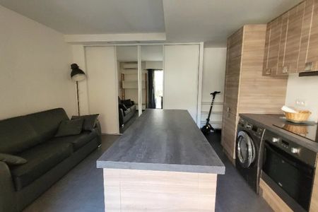 studio meublé, terrasse st jean d'Angély - Photo 4