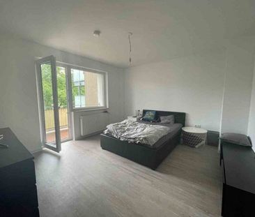 Nachmieter zum 01.08 gesucht: Sanierte 3-Zimmer-Wohnung zentral in ... - Photo 6