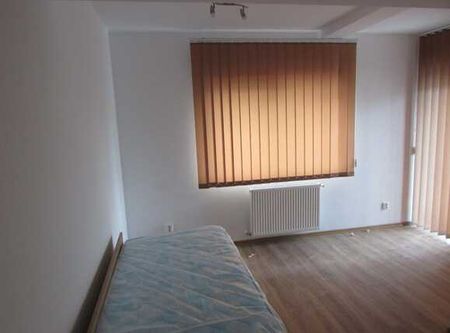 Apartament cu 3 camere, 86 mp, mobilat si utilat! Zona strazii Eroilor! - Photo 2