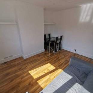 1 bedroom property to rent in Watford - Photo 1