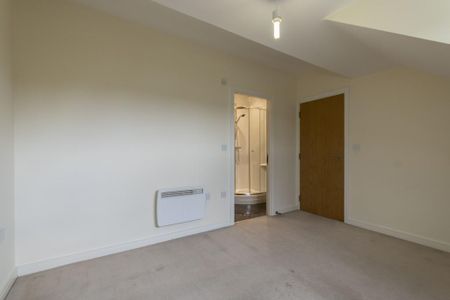 2 bedroom apartment to rent - Photo 3