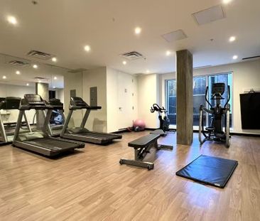 1200 Rue Crescent Montréal (Ville-Marie), QC H3G - Photo 6