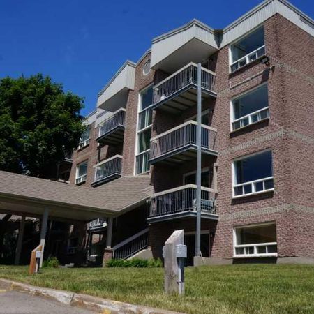 À Louer 4 1/2 - Photo 4