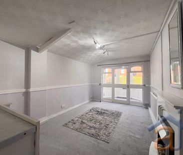 To Let – Manor Road, Southport – Churchtown Village Location - Photo 3