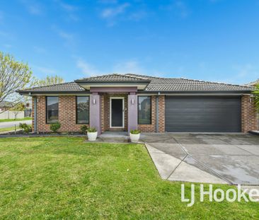 Large Family Home With All The Extra's! - Photo 1