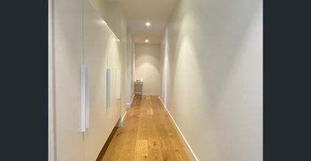 Fully Furnished 2 Bedroom Apartment With Huge Balcony - Photo 4