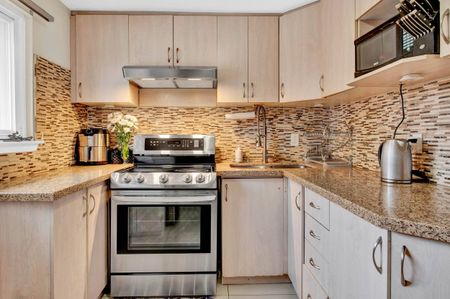 For Lease - 25 Briar Path, Brampton, Ontario - Photo 5