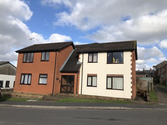 Southlands House, King Street, Honiton - Photo 1