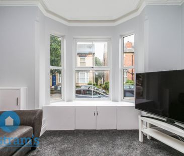 4 bed Town House for Rent - Photo 1