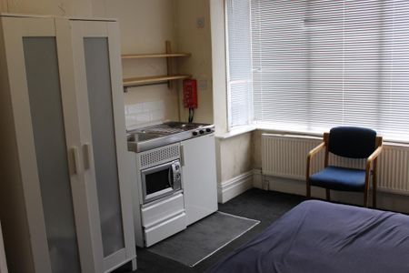 1 bedroom terraced house to rent - Photo 3