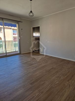 Location Appartement 1 pièce 31m² - Photo 1