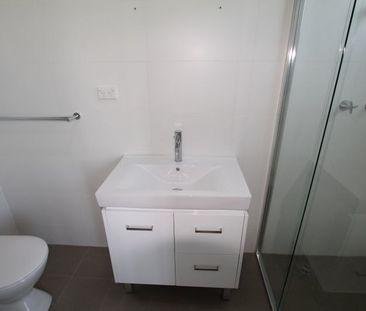 Renovated studio in heart of Bondi Junction**1st Open Inspection Th... - Photo 3