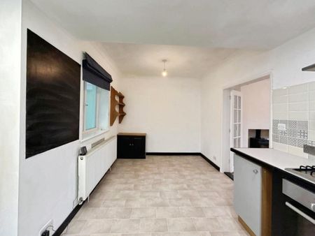 3 bedroom House To Let - Photo 5