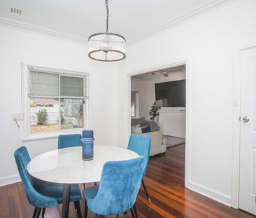 Vibrant Urban Living in Victoria Park - Fully Furnished - Photo 4