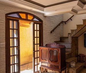 Casa para alugar com 210m², 4 quartos e 6 vagas - Photo 1
